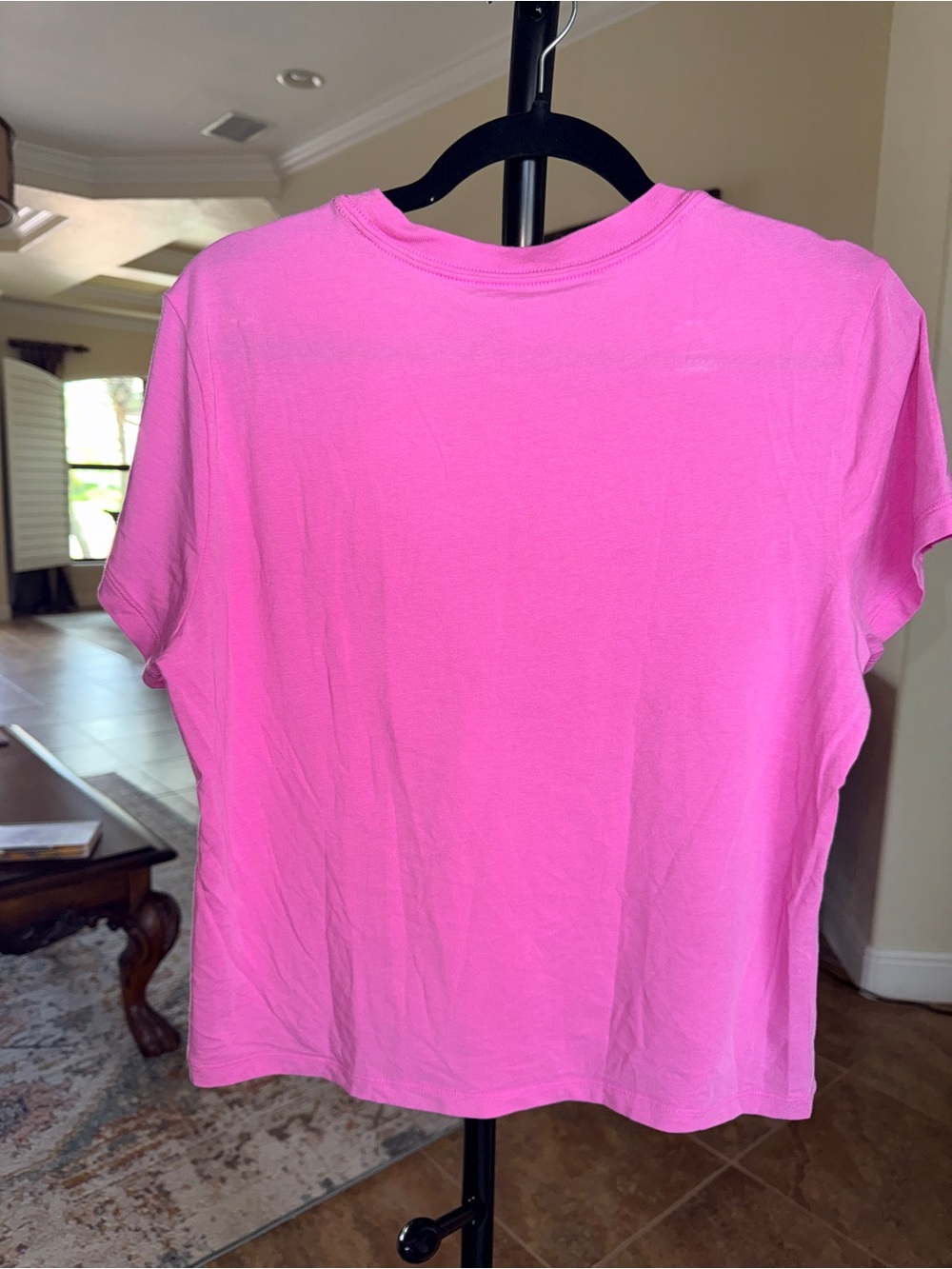 Nike Sportswear Chill Knit Women's Tee - Slim Fit - Size XL - Like New - Picture 2 of 3
